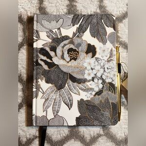 Papyrus Black and White Floral Notebook with Gold Pen Holder